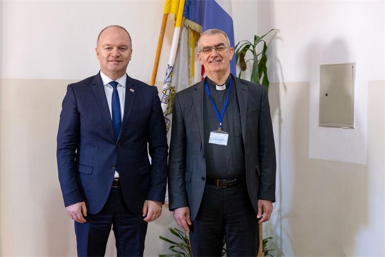 Slika /Ministar Šipić - fotografije/Znanstveni skup 2.JPG